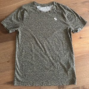 COPY - Abercrombie Kids Shirt Leopard Print Boys 13/14